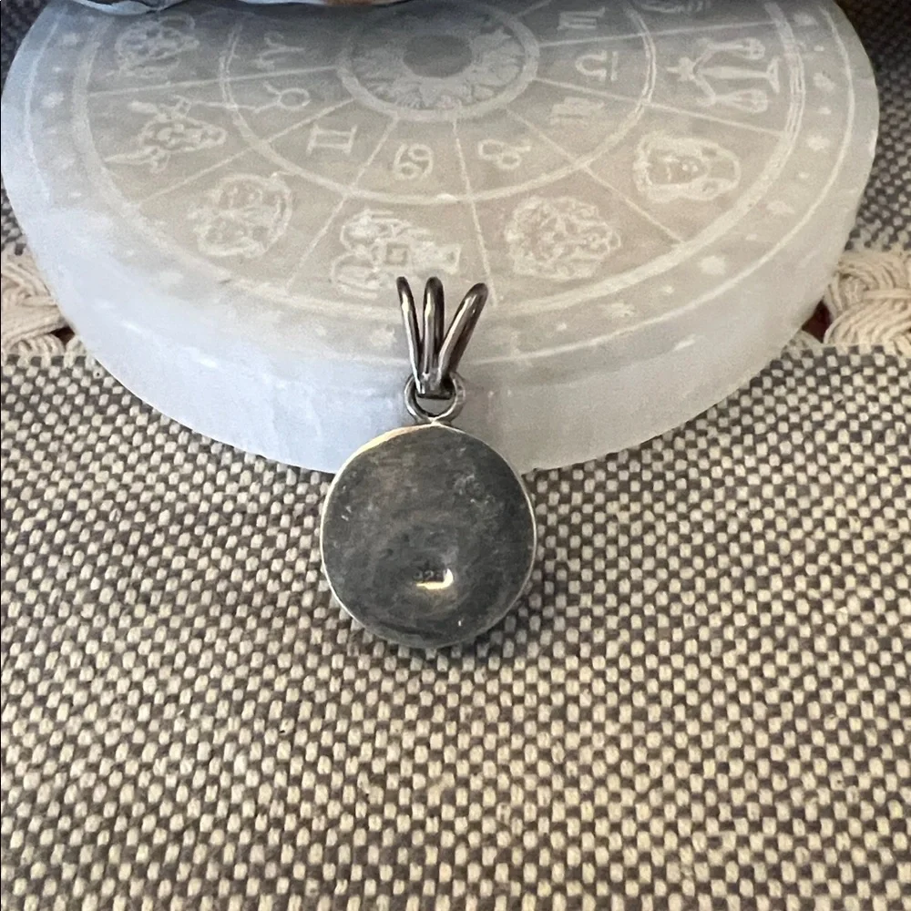 Sterling Silver Blue Larimar Round Pendant - Picture 3 of 3